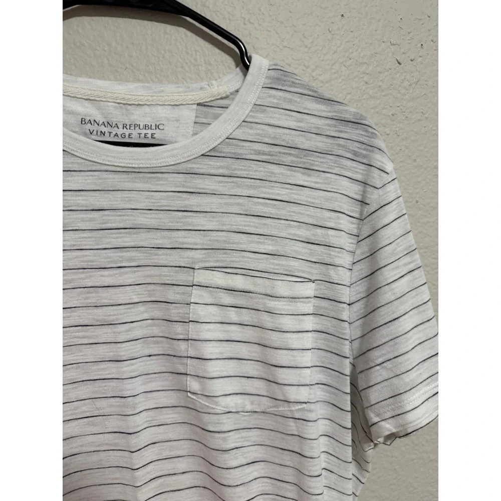Banana Republic Vintage Tee Mens Large White Navy Striped Linen Pocket T-Shirt